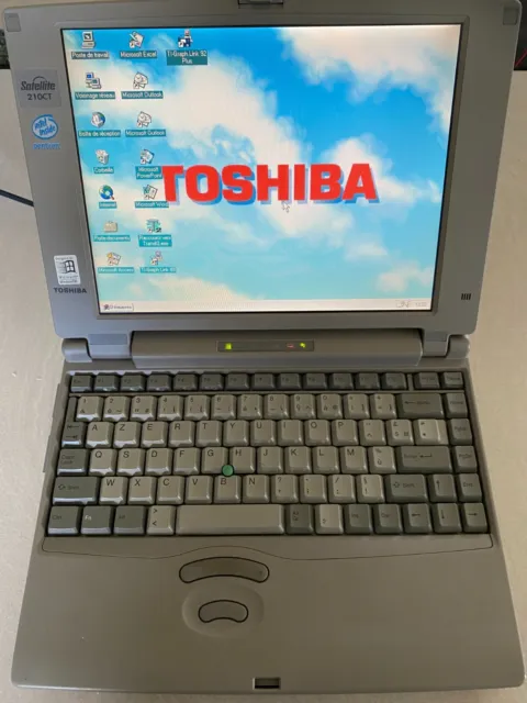 Toshiba satellite 210CT  Pentium 120Mhz, 16Mb RAM, HD 1.3Gb Windows 95 Vintage