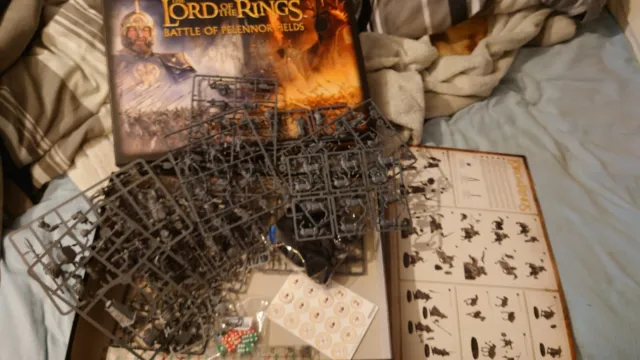 Games Workshop Lord of The Rings Battle Pelennor Fields Box Set(Mostly Complete)