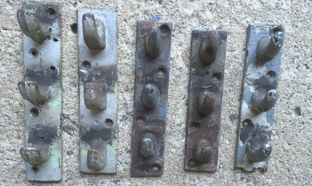 Vtg Cast Iron Steam Radiator Pipe Bracket Industrial Hook Antique Coat Towel Old