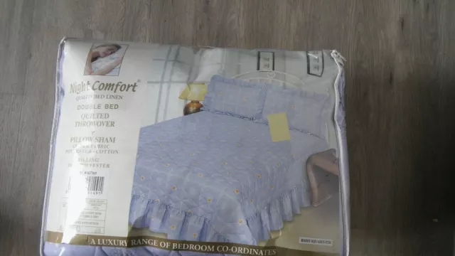 Vintage Bedspread and Pillowshams - double bed; throw, quilt