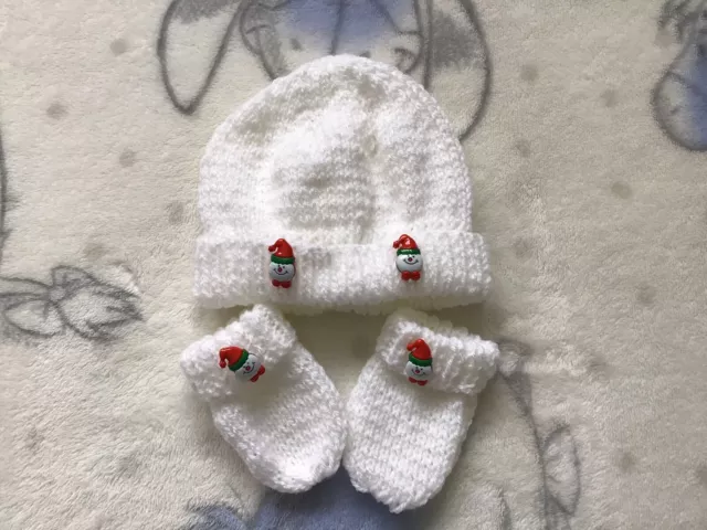 Christmas Baby Hat  And Mitts 0-3 Months