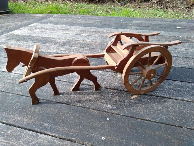 Char à Bœufs Auvergnats En Bois Dejou – Pièce à Restaurer