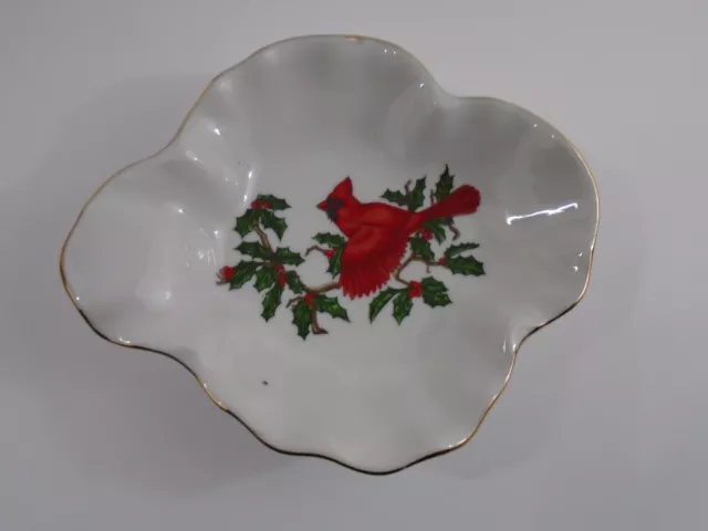 Lefton 1207 Hand Painted Cardinal Holiday Candy Dish Christmas Nuts Gold Trim