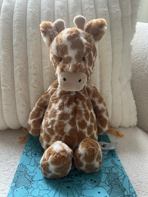 JELLYCAT BNWT I am Original Bashful Giraffe Medium BAS3GN Very Soft ...