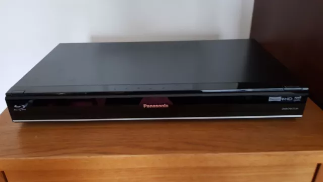 Panasonic DMR-PWT530 Blu-Ray player/500GB HDD Freeview Recorder with remote