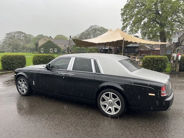 Rolls Royce Phantom Limo Wedding Car Yorkshire.