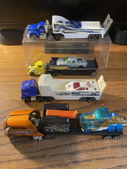 4-Hot Wheels Semi Truck and Trailer Haulers W/vehicles Used Good Clean Lot 751