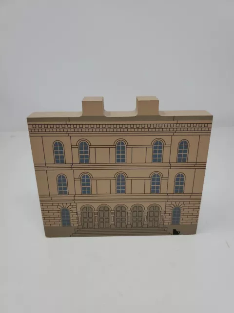 1994 The Cat's Meow Wood Shelf Sitter West Virginia Independence Hall