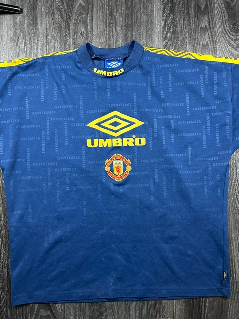 トップス Manchester United UMBRO SHARP KANYE WEST m59289753412_1.jpg?1739873716