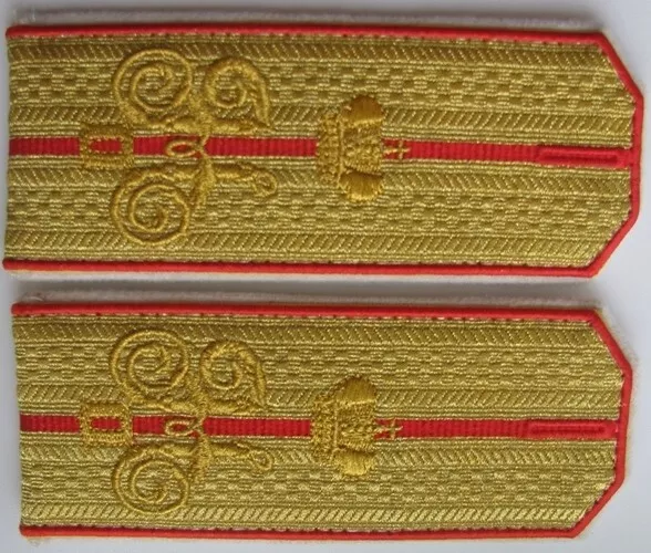 Shoulder straps of the captain of company patronage of his Majesty Repro