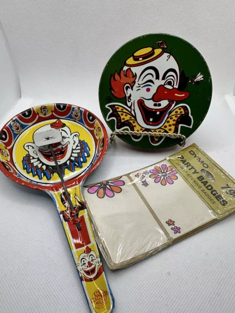 VTG Clown Noise Maker Clapper U.S. Metal Toy Co. Name Tags Retro Tin Party