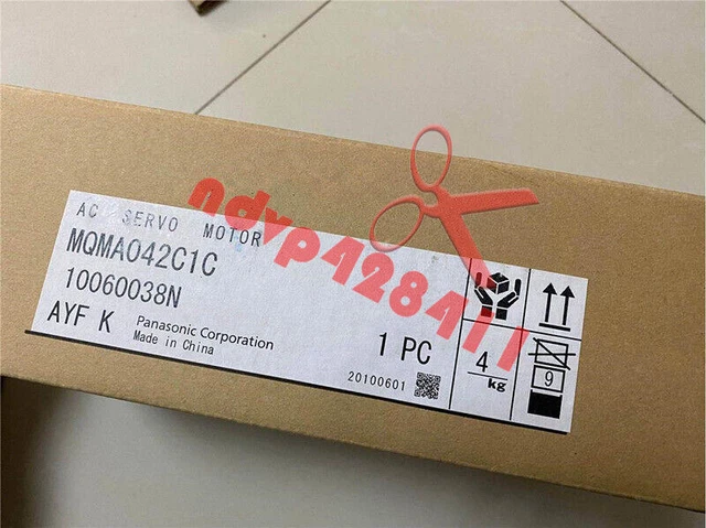 1 pz NUOVO SERVOMOTORE PANASONIC MQMA042C1C AC