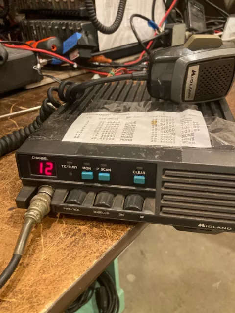Midland 70-0351A low-band 10-meter FM Transceiver