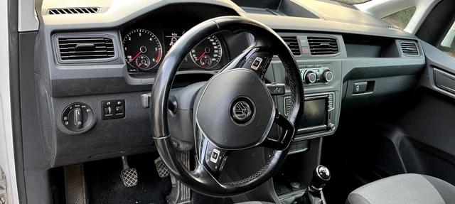 volkswagen caddy 2017 3