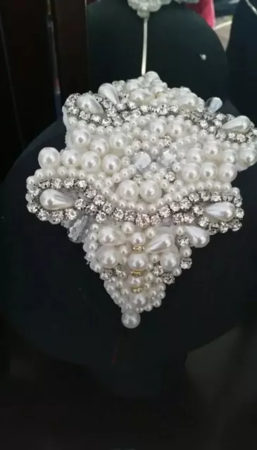 Handmade gatsby silver pearl and rhinestone bridal headpiece / fascinator