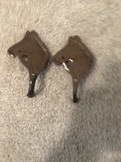 2 Horse Hooks Coat Hat Wall Western Barn Tack Leash Rustic cast iron Hanger Deco 2