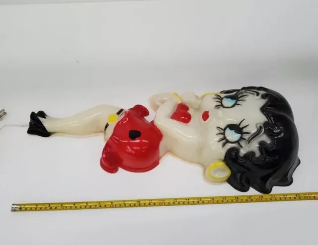 Vintage Betty Boop Wall Hanging Light Lamp Blow Mold Sculpture Plastic 24” × 10" 2