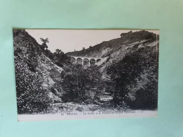 carte postale ancienne du Puy-de-Dôme Thiers la Vallée et le Viaduc