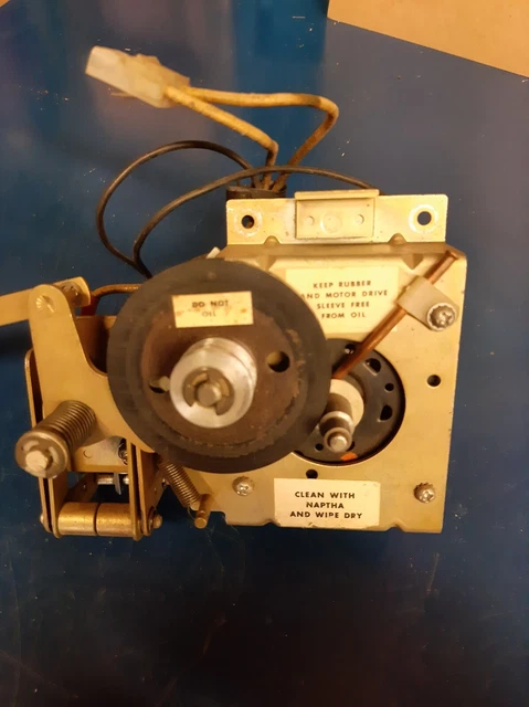 Wurlitzer 2900, 3000, 3100 Turntable Motor Assembly #124638 Tested