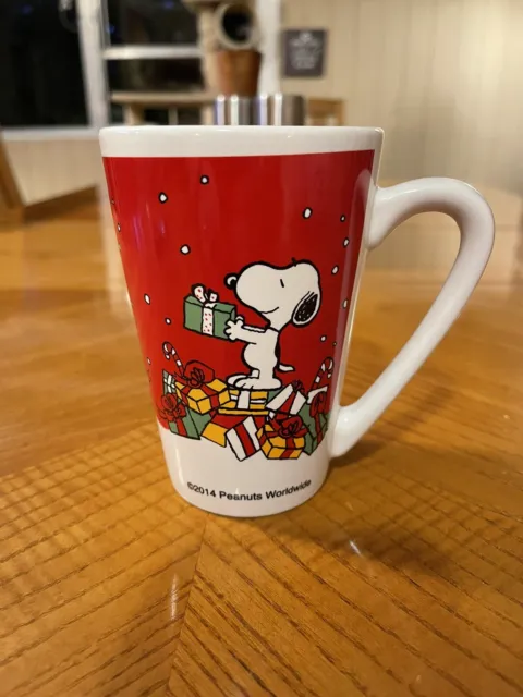 2014 Peanuts Worldwide Santas Little Helpers Coffee Beverage Mug Cup