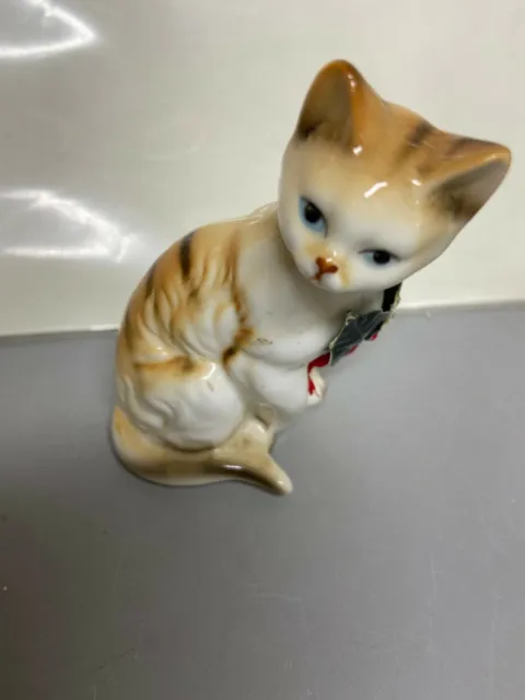 Vintage Enesco Christmas Cat Kitty Porcelain Figurine 3"