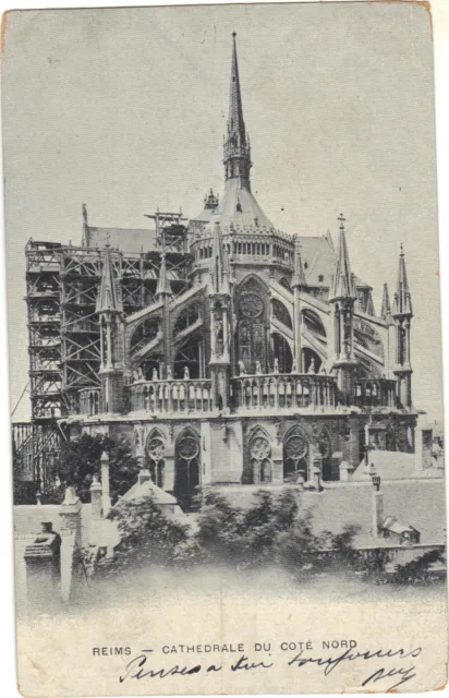 51 - cpa - La cathédrale de REIMS - Côté Nord