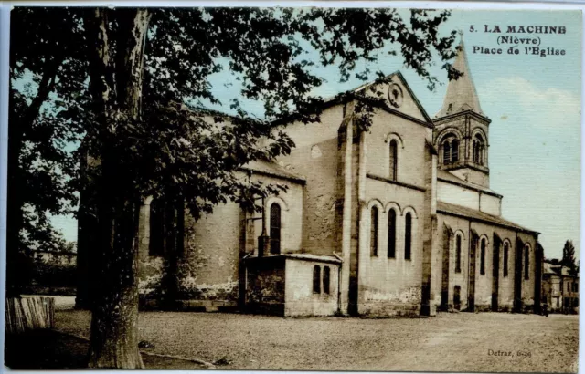 CP 58 NIEVRE - La Machine - Place de l'Eglise