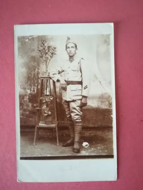 CPA - PHOTO studio WW1 14-18 - Soldat en pied poilu 242 ème régiment