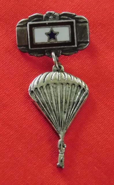 Pins, United States, Original Period Items, WW II (1939-45