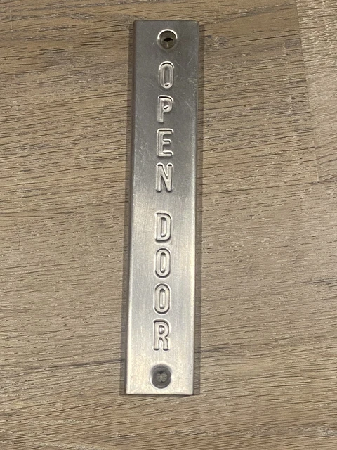 Vendo 39 bottle door trim “open door”