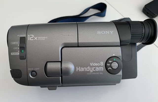 Fotocamera Videocamera Sony Handycam Video8 Ccd-Trv11E + Tutti Gli Accessori Originali