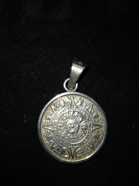 AZTEC MYAN CALENDAR STERLING SILVER .925 PENDANT SUN DIAL SHEILD (Medium Sized)