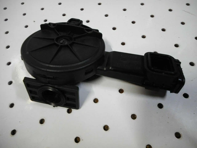 Genuine Holden Cruze PCV Valve Hose – 2011-2015 1.6L / 1.8L – Replaces 55556495 2 thumbnail image