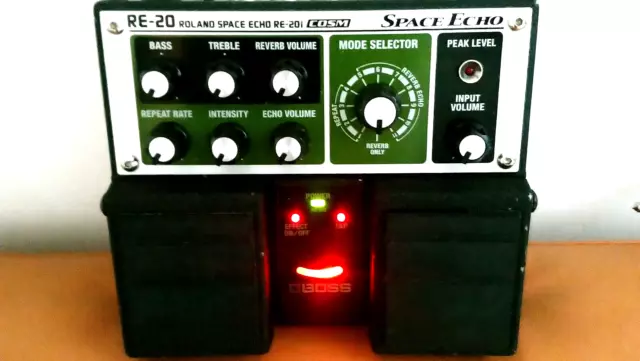 Boss RE-20 Space Echo Twin FX Pedal Tape Delay Reverb Guitar Bass Effects