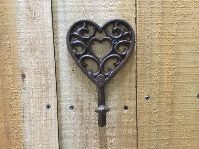 Cast Iron Rustic Heart Hook-FREE SHIPPING- (182-2038)