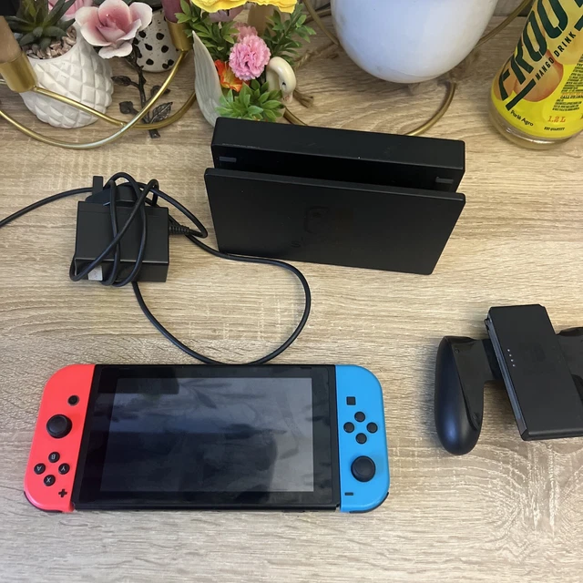 Nintendo Switch Handheld (HAC-001) Neon Blue/Red - excellent condition