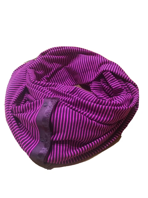 Lululemon Vinayasa Womens Infinity Scarf Hyper Stripe Pink Raspberry Striped EUC