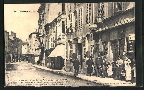 CPA Toul, La Rue de la République