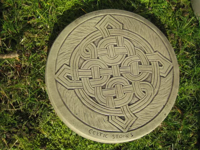 Stepping stones (celtic round knot) garden ornament other designs in my shop!