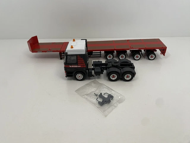 40117/01 Mercedes Benz 1:50, Actros -geänderte Kabine- Goldhofer