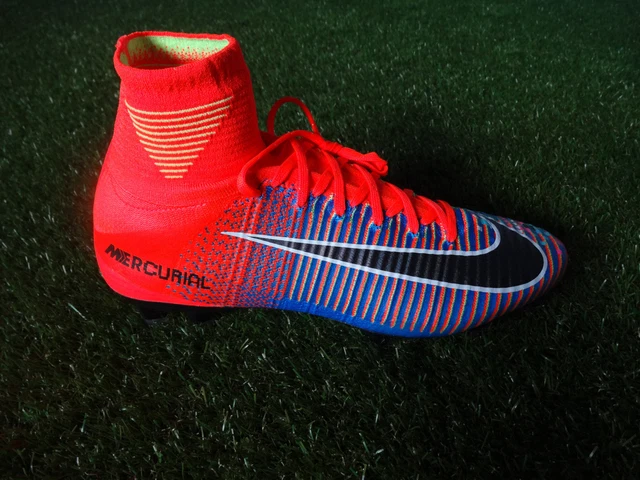Nike mercurial superfly v on sale fg se ea sports