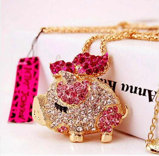 Jewelry Betsy Johnson Pendant Rhinestone bowknot pig Fashion golden necklace