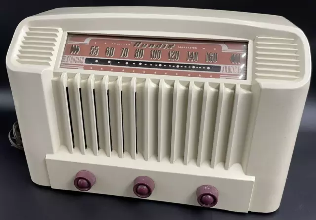 1947 Bendix Aviation Corporation Model 636B Superheterodyne Table Radio Bakelite