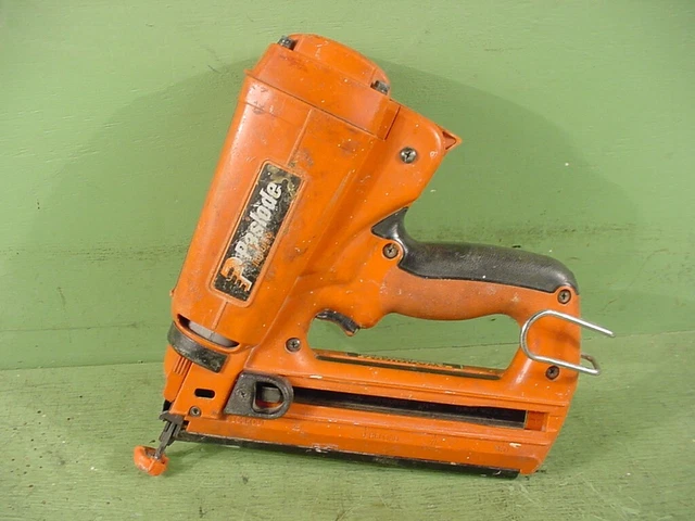 Paslode Impulse IM250A Cordless 16 Gauge Angled Finish Nailer untested
