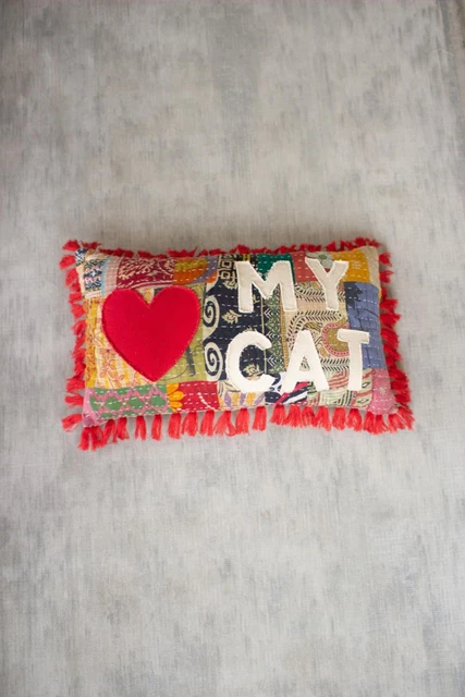 Kalalou Love My Cat Kantha Pillow NRV2143