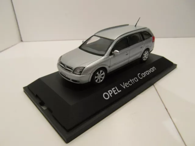 Modellauto 1:43 Schuco Opel Vectra C Caravan Silbergrau