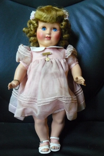POUPÉE ANCIENNE GEGE Rhodoïd 45cm - Années 50 EUR 30,00 POUPÉE ANCIENNE GEGE Rhodoïd 45cm - Années 50 EUR 30,00