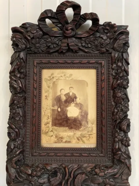 SALE ! STUNNING French Louis xvi / Black Forest picture frame carved in wood