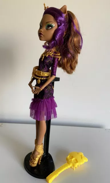 Monster High Doll -Clawdeen Wolf -Frights Camera Action 2