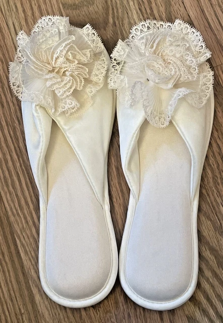 NWOT Vintage 1960s Madye's Ivory Ruffle Glamour Skuffs House Slippers 6.5-7.5